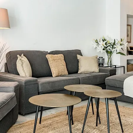 Vakantiehuis Stunning 4-bedroom Townhouse With Breathtaking Views In *